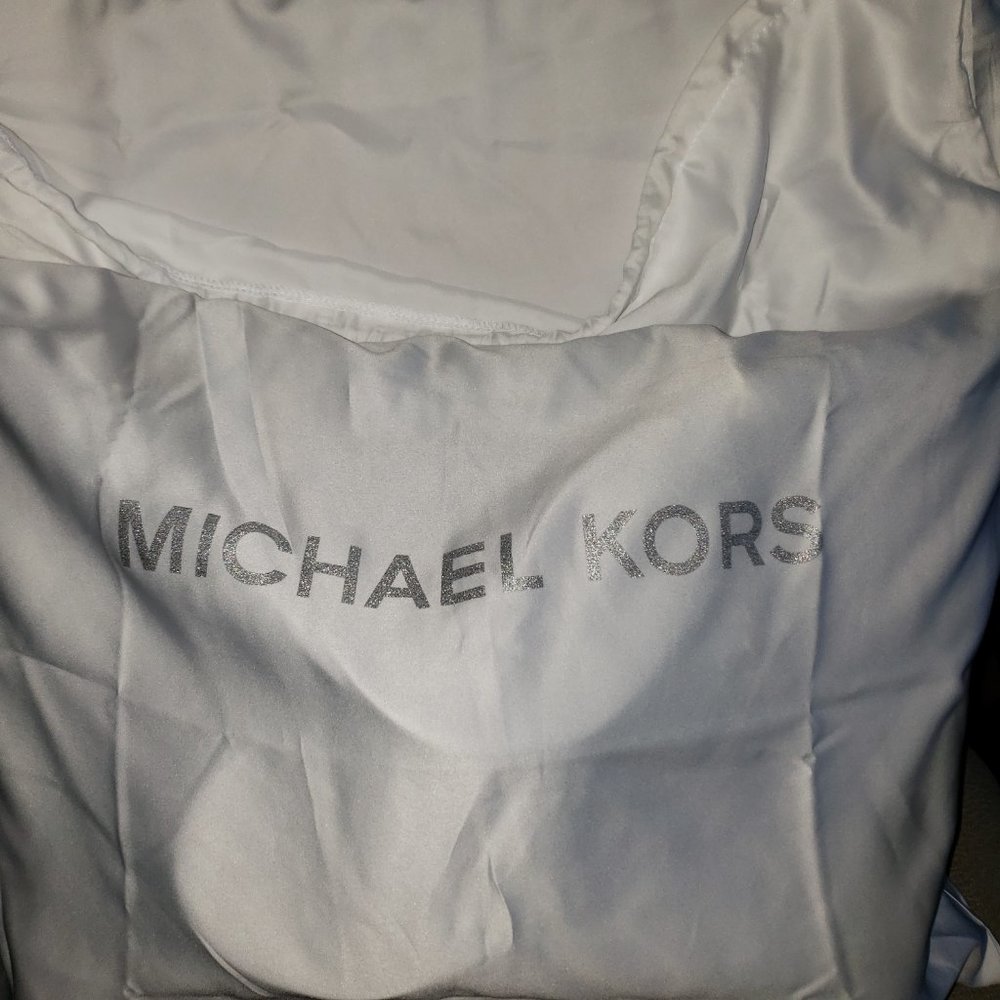 Michael Kors - Picture 4 of 8